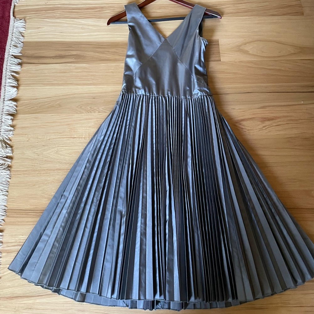 Vintage Banana Republic Elegant Gray Pleated Dress